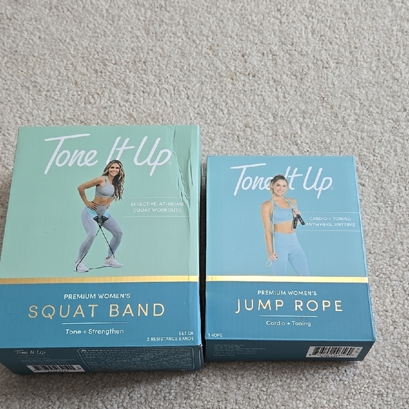 Tone It Up Squat Band and Jump Rope Set - Picture 1 of 14